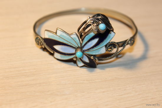 Мельхиоровые браслет+кольцо, эмаль, вставка из твёрдого материала.