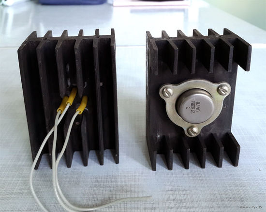 Радиатор + транзистор КТ808А