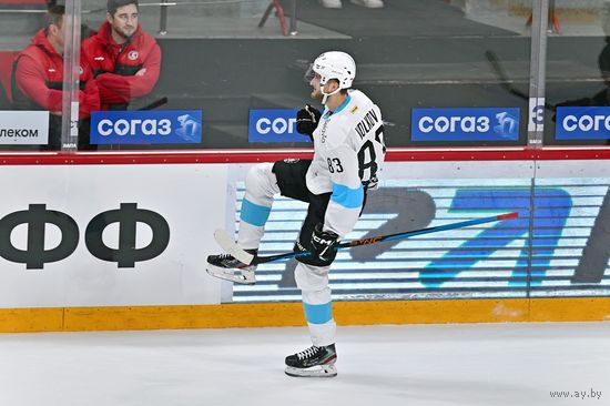 Фуфайка хоккейная игровая #83 VOLKOV (гостевая) ХК Динамо-Минск