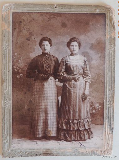 Две красавицы (до 1917 г.)
