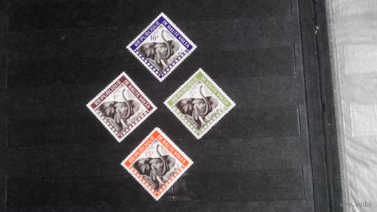 Слоны, фауна, марки, Гвинея-Биссау (Верхняя Вольта), 1963, ромб