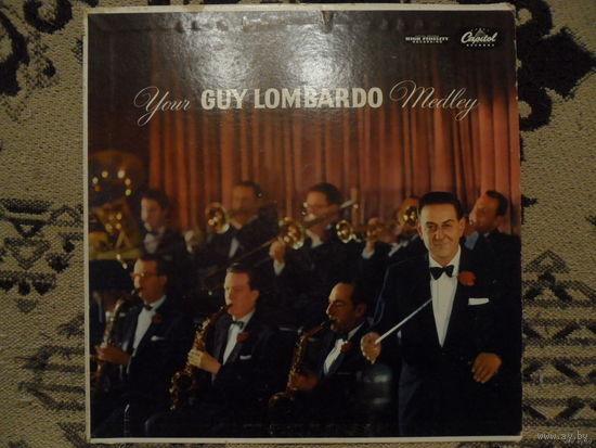 Конверт пластинки Your Guy Lombardo Medley