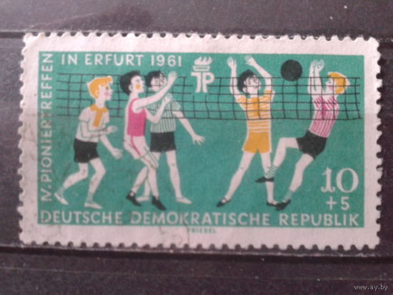 ГДР 1961 Пионеры, спорт