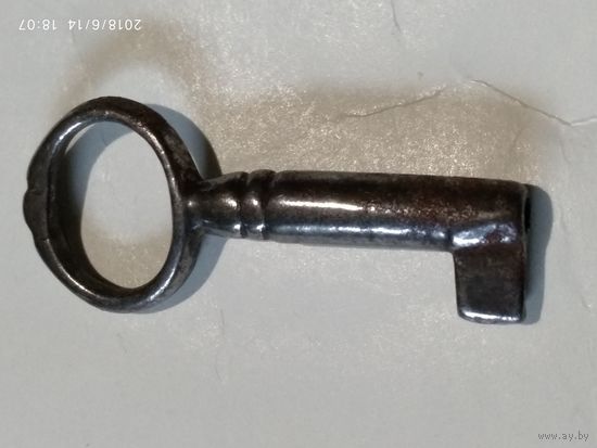 Старинный ключ. XIX век . Длина 36 мм.