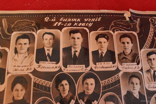 Фотография Второй выпуск  учеников 11-го класса Бабинська СШ 1963-1964г -29 человек.