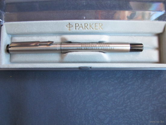 Фирменная роллерная ручка PARKER