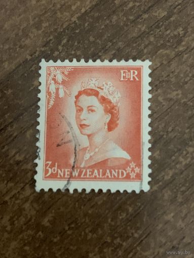 Новая Зеландия 1954. Елизавета II. Стандарт. Марка из серии