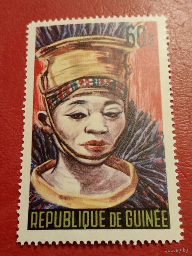Гвинея 1965. Традиционный наряд. Марка из серии