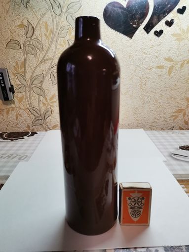 Бутылка старая 0.5 л.