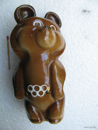 Статуэтка фарфоровая " Олимпийский Мишка " 13,5 см