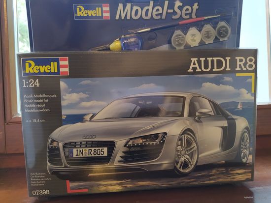 Подарочный набор с моделью автомобиля Audi R8 (1:24),Revell