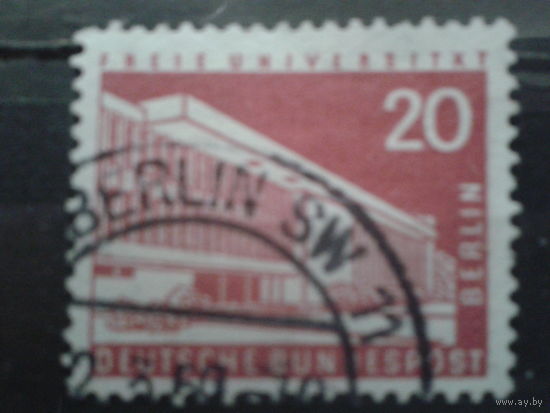 Берлин 1956 стандарт, университет Михель-0,3 евро гаш.