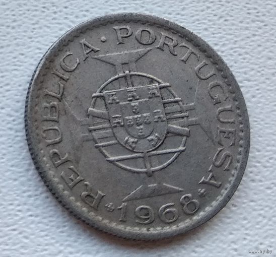 Ангола 2.5 эскудо, 1968  8-11-16