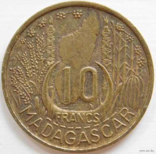 5. Мадагаскар 10 франков 1953 год.