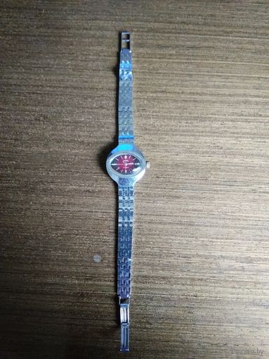 Часы женские винтажные Чайка браслет СССР vintage 1980s USSR ladies watch CHAIKA