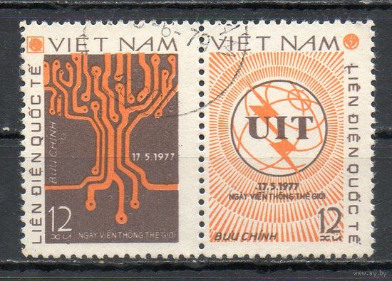 7 лет членства в Международном союзе электросвязи Вьетнам 1978 год серия из 2-х марок в сцепке