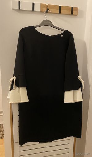 Идеальное маленькое черное платье Италия размер XS