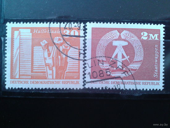 ГДР 1973 Стандарт: соц строительство и гос. герб Большой формат  Михель-3,0 евро гаш