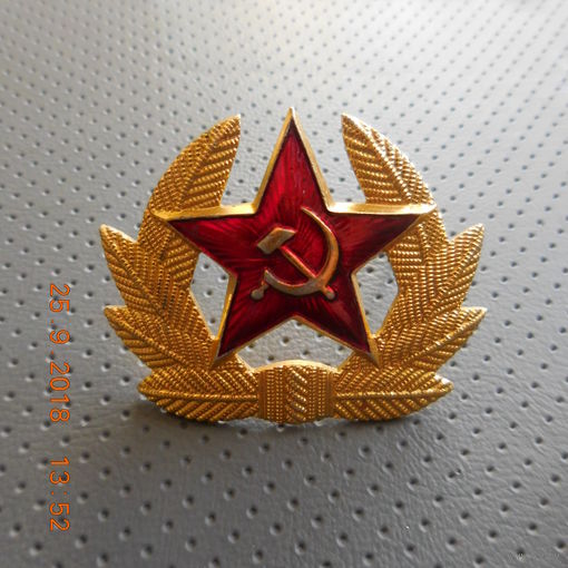 Солдатская кокарда ВС СССР