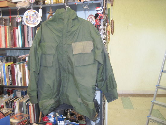 Защитный влагоустойчивый костюм: куртка с капюшоном и штаны-комбинезон 58/6 размера для охоты, рыбалки и т.п.