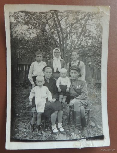 Фото "Встреча на родной земле", Брестская обл., д. Язвинки, 1945 г.