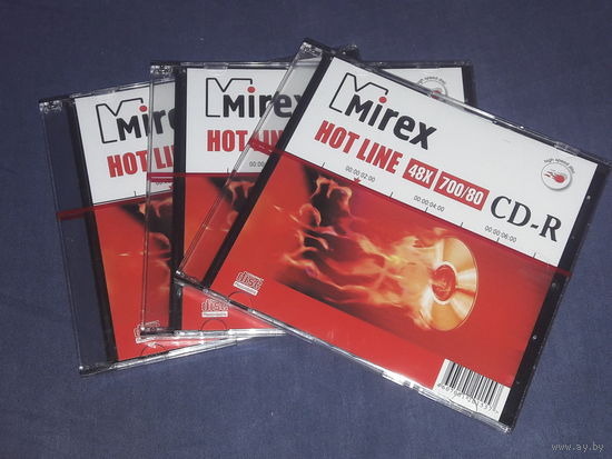 Три новых чистых диска CD-R одним лотом