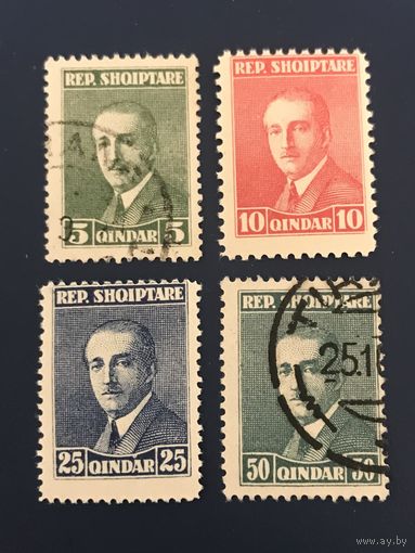 Албания 1925 год Стандарт Известные люди Президент Ахмед Зогу Серия 4 марки Mi:135A,139A Гашеные Mi:136A,138A Чистые