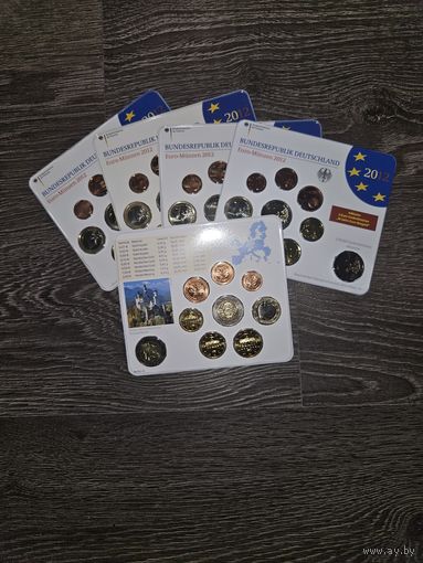 Германия 2012 год 5 наборов разных монетных дворов A D F G J. 1, 2, 5, 10, 20, 50 евроцентов, 1 евро и 2х2 юбилейных евро. Официальный набор BU монет в упаковке.