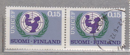 Финляндия  20-летие ЮНИСЕФ 1966 год лот 4 Сцепка ЧИСТАЯ и гашеная менее 50% то каталога можно раздельно