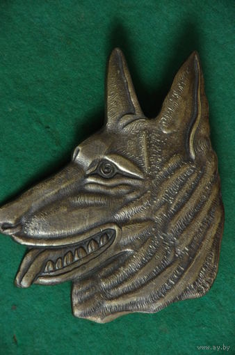 Панно- накладка бронзовая  Овчарка   ( 14,5 см х 16,5 см )
