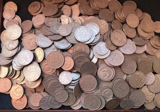 Лот монет ссср 10, 15,  20 копеек после 1961 г. ( 500 монет).